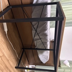 デスク　シンプルの画像