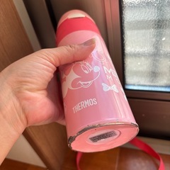 (値下げ)THERMOSストロー水筒中古の画像
