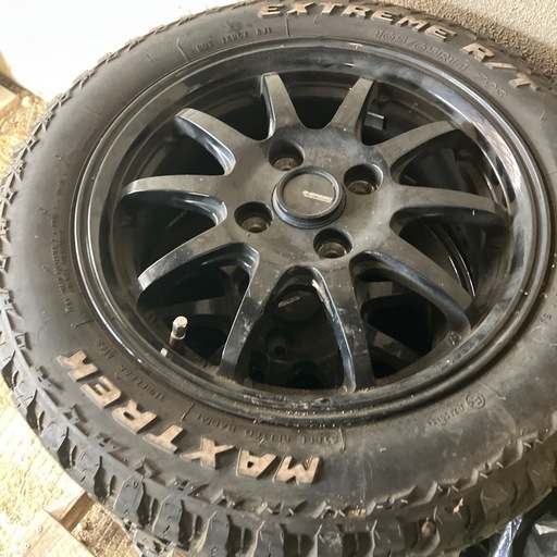 アルミホイル付きタイヤ