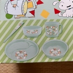 クレヨンしんちゃん　食器5点セットの画像