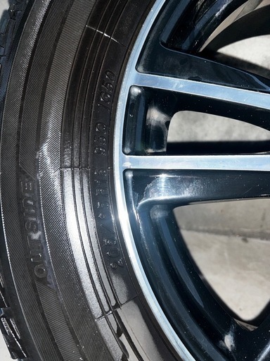 終了！スタッドレスタイヤ　冬用タイヤ　205/65R16