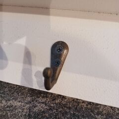 お譲りします　壁掛シェルフ　白　カントリー調の画像