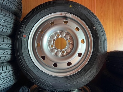 新品　
ダンロップ155/65Ｒ13 73S ノーマルタイヤとホイール　4本セット