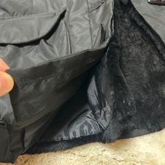 新品同様。黒 毛皮コート レディース アウター、軽いの画像