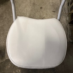 折りたたみイス　白　おしゃれの画像
