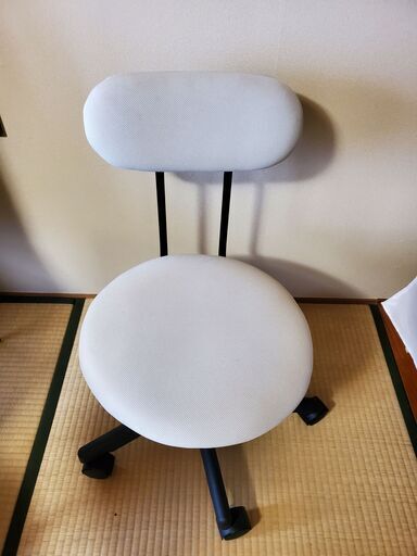 無印良品　ワーキングチェア