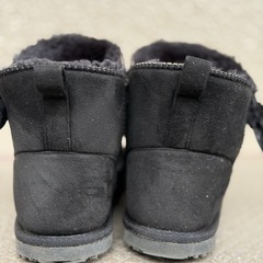 女の子用　冬用　ブーツ　黒　20cmの画像