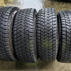 215/70/16  ブリザック DM-V2  スタッドレス  ホイール  バルミナ  16×6½J IS38の画像