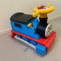 機関車トーマス 電動乗用車 乗って動く の画像