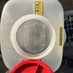 【福岡県みやま市】ヤンマー 動力散布機 V-4EP 1キロ剤対応 背負式 リコイル プルンスタート タンク容量 10L 動散 薬剤 肥料 農薬 【管理番号　農機具014】の画像