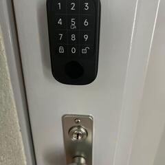 セサミ 5 + ミワ ロック アダプター + セサミ タッチ プロの画像