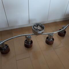 【取引中】照明器具 4灯の画像