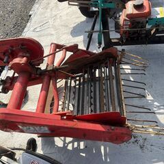 【福岡県みやま市】　ニプロ松山　耕うん機用　掘取機　P-501D【管理番号　農機具015】の画像