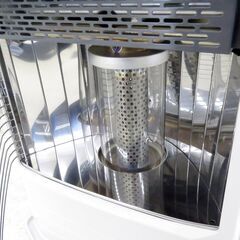 北海道 千歳市 恵庭市 近郊配送可能 TOYOTOMI/トヨトミ FF式 密閉式石油ストーブ FR-V3602 2017年製 木造：10畳 /コンクリート：15畳  赤外線と温風のダブル暖房 の画像