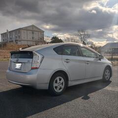 個人出品 トヨタ プリウス 程度良好 車庫保管 ワンオーナー ディーラー整備 点検記録簿ありの画像