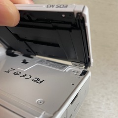 キャノン　ミラーレス　一眼レフの画像