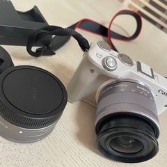 キャノン　ミラーレス　一眼レフ
