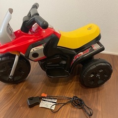 トイザらス電動乗用3輪バイク
