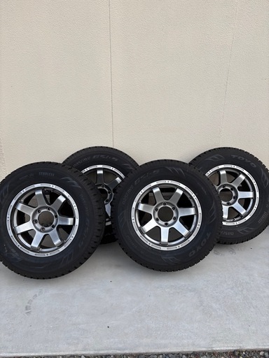 値下げしました。プラド使用　スタッドレス　ホイール　17インチ