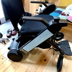 電動車椅子　WHILL Model Fの画像