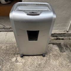 【ジャンク品】業務用 シュレッダー 裁断機 細断機 