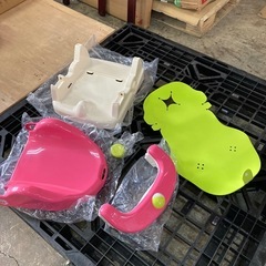 リッチェル バスチェアマット付R 2カ月頃~24カ月頃
