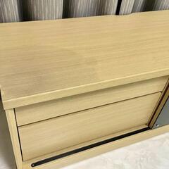 テレビボード　棚の画像