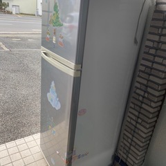 冷蔵庫の画像