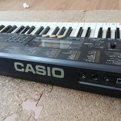 【取引成立済】美品★電子キーボード　CASIO 光ナビゲーション　LK-113 の画像