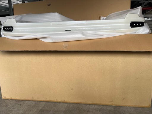 フロントスポイラー