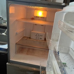 冷蔵庫の画像