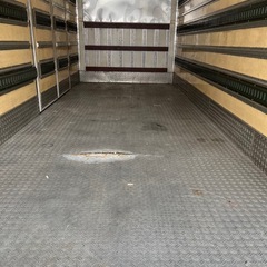 中古保冷車用トラックコンテナ　大型倉庫やバイク収納にの画像