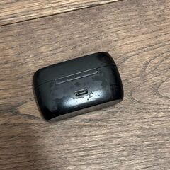 jabra elite 75t チャージャーケース　黒の画像