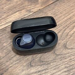 jabra elite 75t チャージャーケース　黒の画像