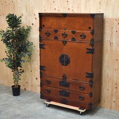 ≪zyt1796ジ≫ 多田木工製作所 中開き着物箪笥 和服タンス 古鏡 巾3尺9寸 高さ5尺9寸 欅 鍵無し 隠し有 現状品 漆塗り/和モダン/中古家具/宮城県仙台市 61201-12の画像