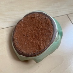 カエル型お香立ての画像