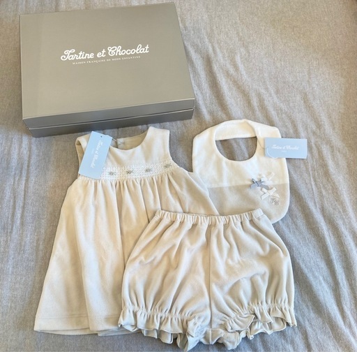 【新品 未着】Tartine et Chocolat 3点ベビー服セットタグ付き