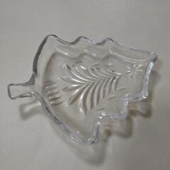 クリスマスツリー型の小皿の画像