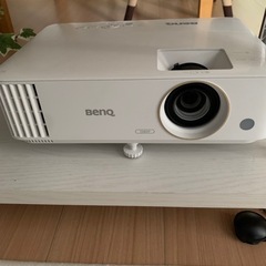 100インチスクリーン＋おまけ付　BENQ TH585 ホームシアターセット 