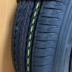 jb64 純正タイヤ 5本 ホイール1本付きの画像
