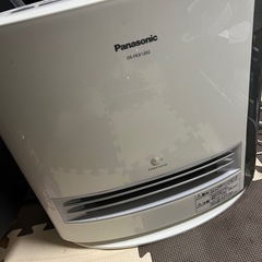 ファンヒーター　Panasonic パナソニック　DS-FKX1202の画像