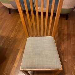 3脚IKEA ダイニングチェアの画像