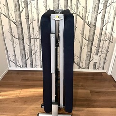 美品 アイリスオーヤマ ミニ折り畳みベッド (幅67.5x奥行190.5cm)
