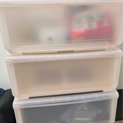 ピンク　収納ケース ３つありますの画像