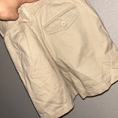 ベージュの短めのズボン差し上げます。の画像