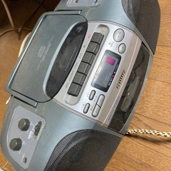 ラジカセ