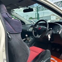 シビックタイプR　FN2　純正18インチアルミ　専用アルカンターラバケットシートの画像