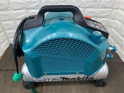 ▽【引取限定価格】【中古】マキタ 常圧 / 高圧 エアコンプレッサ AC462XS【美品】SD657