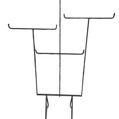 アンティークな洋服地掛け