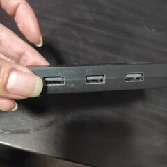 4ポートのUSBハブ